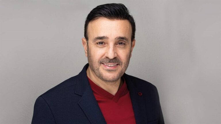 صابر الرباعي يدافع عن هند صبري: تستحق الاحترام!