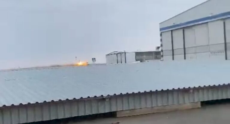 تحطم طائرة ركاب أذربيجانية (فيديو)