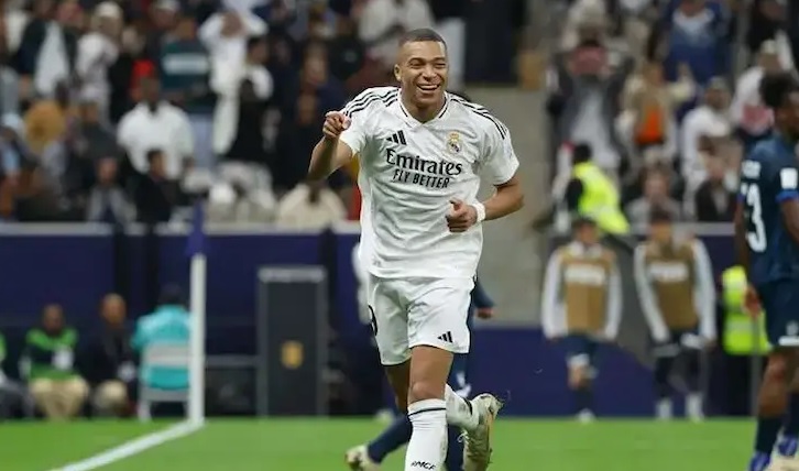 ريال مدريد يواصل هوايته بحصد النهائيات ويُحرز كأس القارات للأندية على حساب باتشوكا