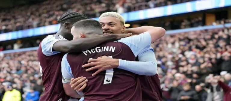 أستون فيلا يُسقط مانشستر سيتي ويتخطاه في ترتيب الدوري الإنكليزي