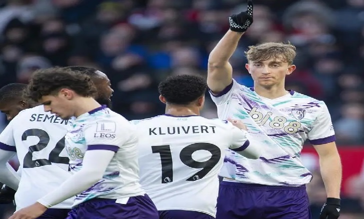 الدوري الإنكليزي لكرة القدم: بورنموث يتلاعب بمانشستر يونايتد وإيفرتون يعرقل تشلسي