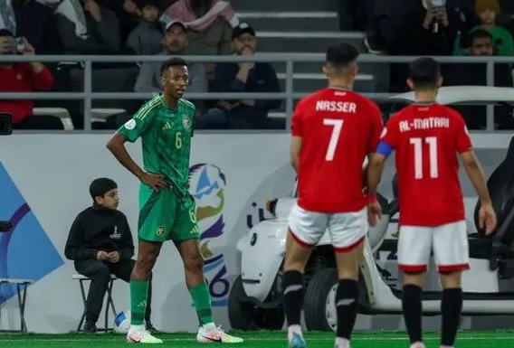 كأس الخليج لكرة القدم: السعودية تقلب تأخرها أمام اليمن إلى فوز وتُنعش آمالها بالتأهل للنصف النهائي