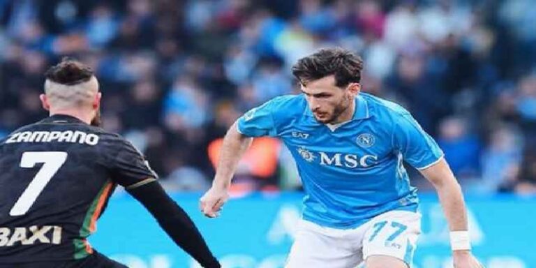 نابولي يهزم فينيزيا ويُزيد الضغط على أتلانتا