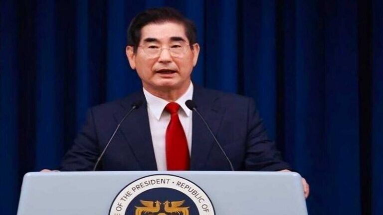 مذكرة اعتقال بحق وزير الدفاع السابق بكوريا الجنوبية