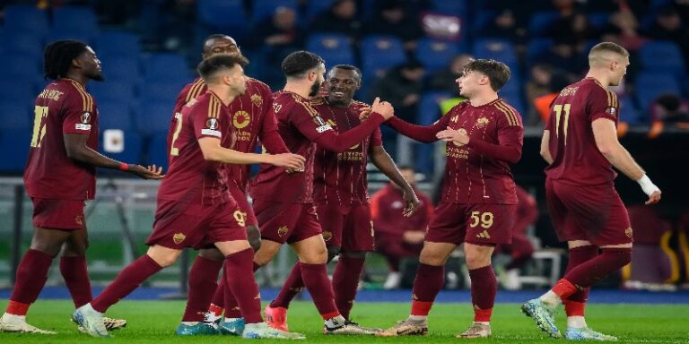 روما يفكر بأنشيلوتي لقيادته في المستقبل