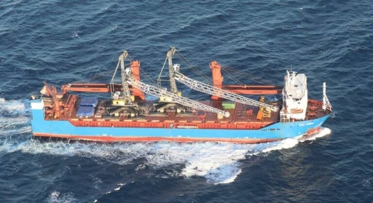 اليمن يطلق سراح طاقم سفينة “اتيرنيتي سي”