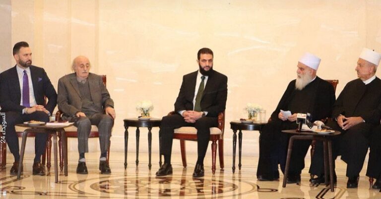 مساعي “جنبلاطية” لعودة العلاقات اللبنانية السورية.. “الجولاني”: لن ننصر طرفاً على آخر في لبنان