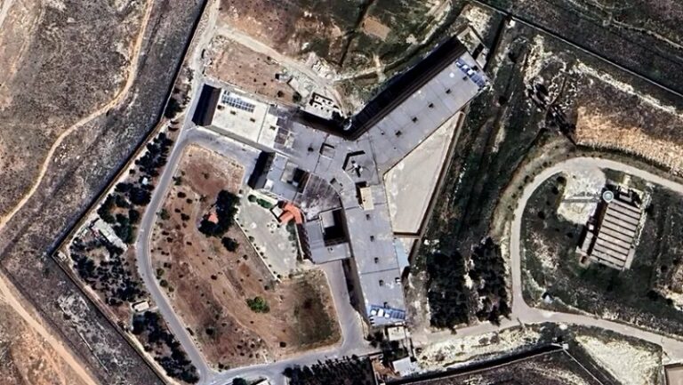 صيدنايا.. سجن التاريخ!