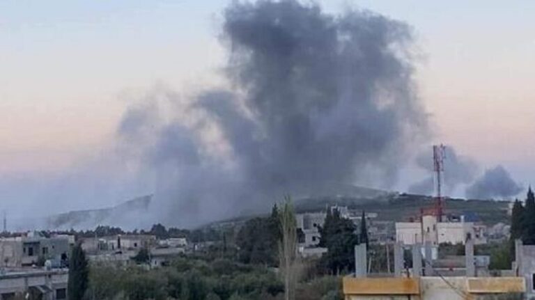 بالفيديو – الفصائل المسلحة تقصف قرى في سوريا