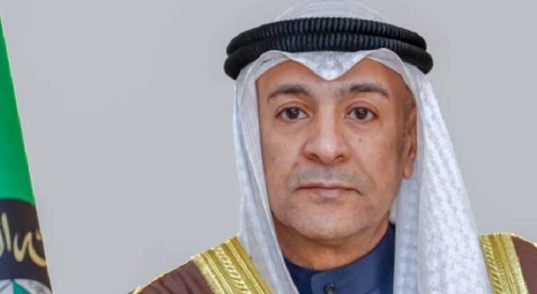 أمين عام مجلس التعاون الخليجي: لرفع العقوبات عن سوريا