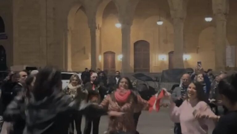 بالفيديو.. احتفالات في طريق الجديدة واستقبال العميد محمود الجمل