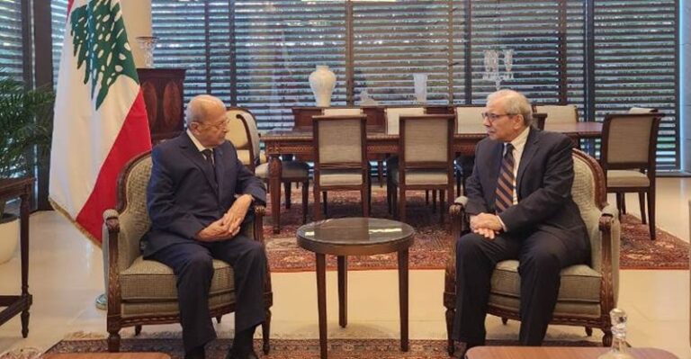 ميشال عون يلتقي سلام مهنئاً