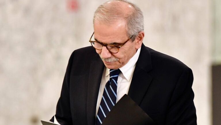 “أحمر.. أصفر.. ليموني”!