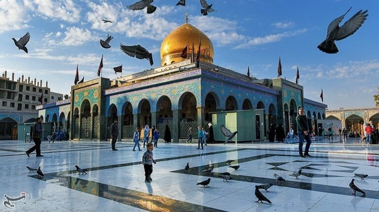 إحباط محاولة تفجير داخل مقام السيدة زينب (صور)