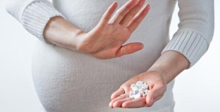 أدوية لدى الحوامل تزيد خطر إصابة أطفالهن بالتوحد!