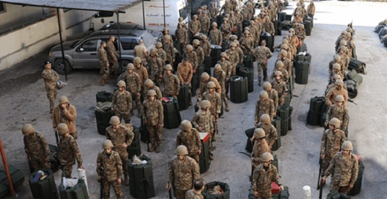 الجيش يوقف متسللين ومخالفين بجرائم متعددة