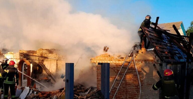 هجوم روسي واسع على أوكرانيا.. وقطع للتيار الكهربائي