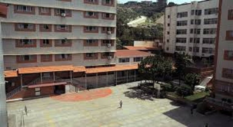 “المبرات” تعلن إقفال مؤسساتها التعليمية الإثنين