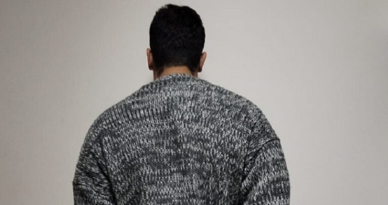 توقيف شخص حرق شجرة الميلاد في صيدا