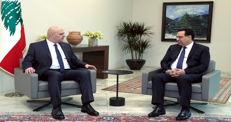 دياب بعد لقاء عون: لبنان أمام فرصة ذهبية