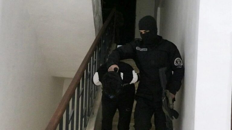 انتحلوا صفة عسكرية وخطفوا مواطنين! (صور)