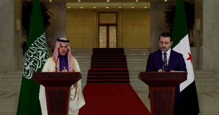 بن فرحان في سوريا: لرفع العقوبات بسرعة