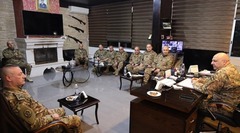 عون: تضحيات الجيش أنقذت لبنان