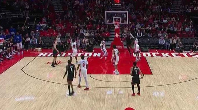 دوري السلة الأميركي: هيوستن يهزم كليفلاند وديترويت يقهر اتلانتا