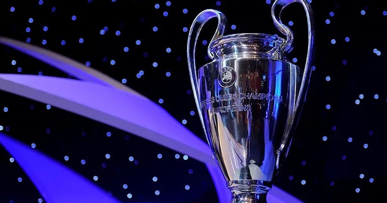 قرعة الملحق بدوري أبطال أوروبا: صدام ناري يجمع ريال مدريد بمانشستر سيتي