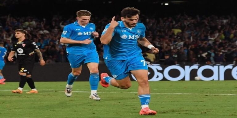 نابولي يسعى لتعويض رحيل نجمه من بوابة ليفربول