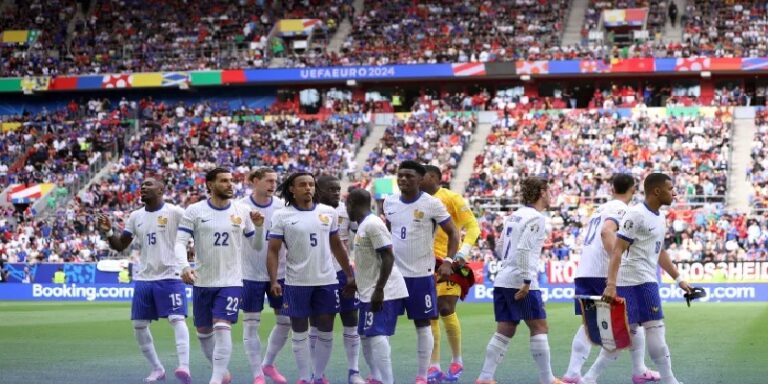 إسم مفاجئ يدخل قائمة المرشحين لتدريب منتخب فرنسا لكرة القدم