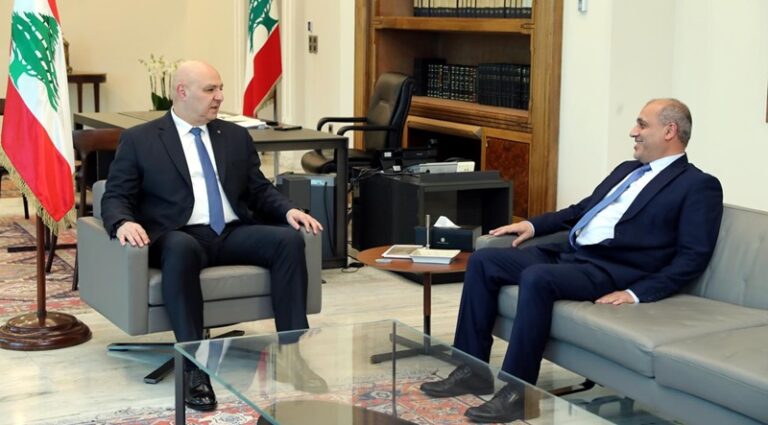 ياسين ياسين يسمي نواف سلام