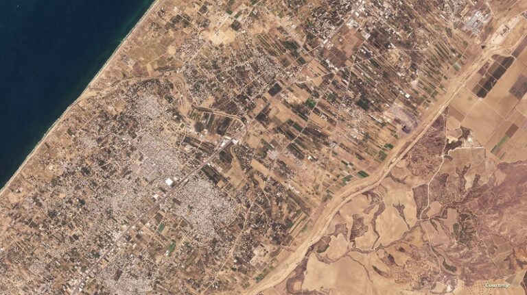 جثث وعظام الفلسطينيين في نتساريم!