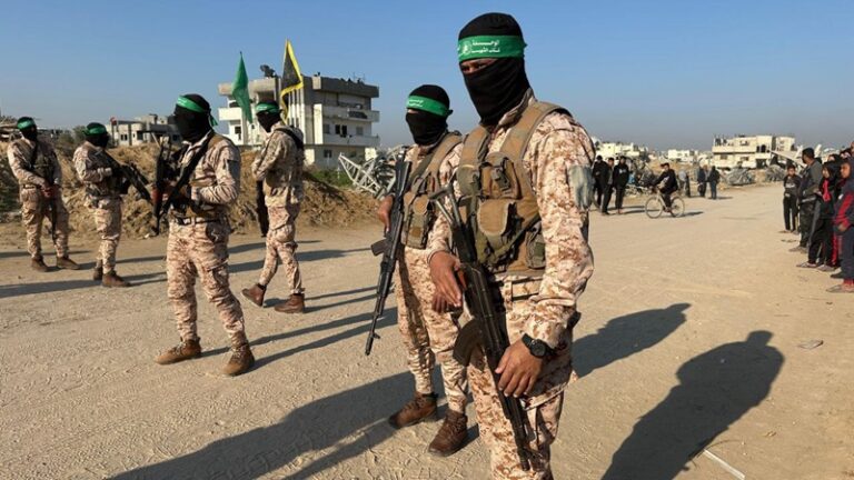 استهداف آليات للعدو في غزة.. وقتيل صهيوني