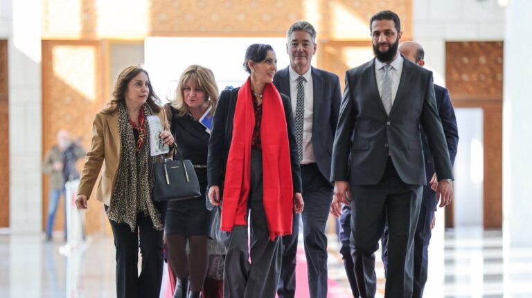 مساعدات من الاتحاد الأوروبي لسوريا ودول الجوار