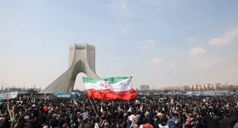بالفيديو ـ تظاهرات غاضبة في إيران ضد الهجمات الإسرائيلية