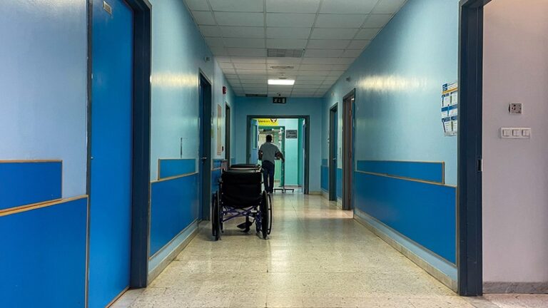 فنانة تتعرض لحادث يبعدها 7 أشهر عن الأضواء!