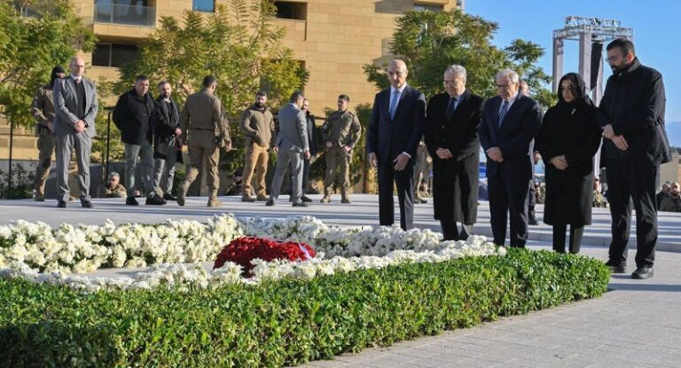 سلام عند ضريح الحريري: لا استقرار ولا أمان في ظل الإفلات من العقاب