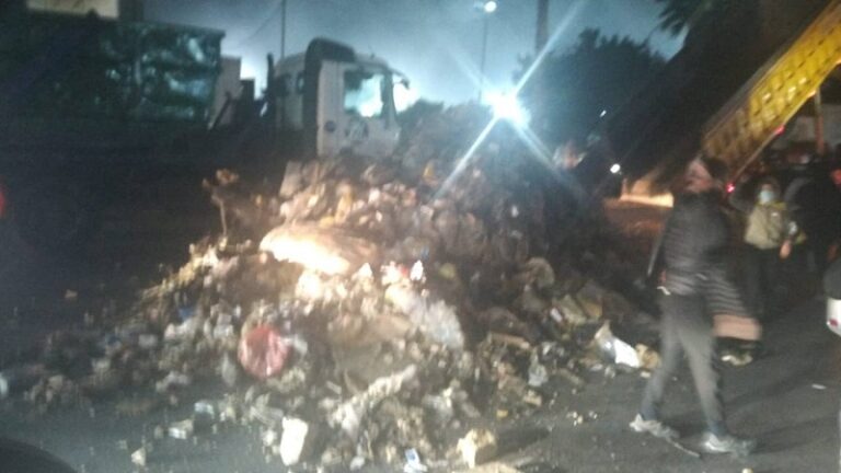 إحراق سيارة “يونيفيل” على طريق المطار.. وجريح (فيديو وصورة)