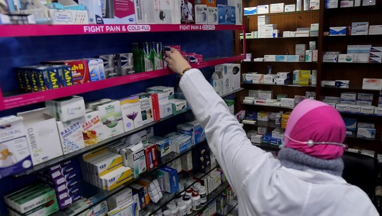 “ظاهرة” بيع الصيدليات: احتكارات ومخالفات وطفرة خريجين