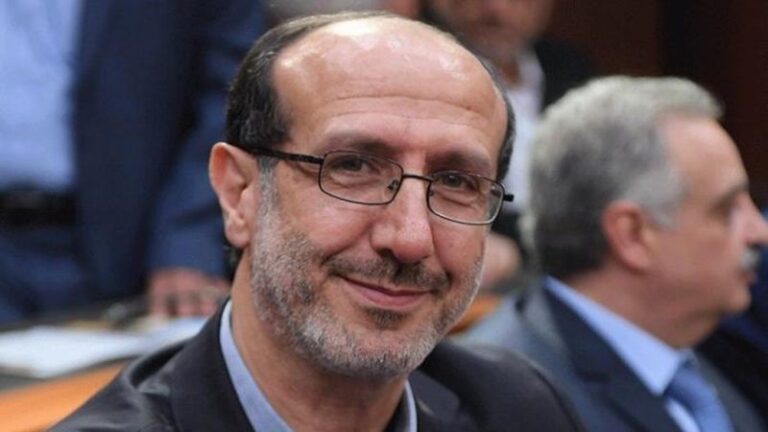 الموسوي: من يتعاطى بالسياسة كغالب ومغلوب هو خائن للبنان