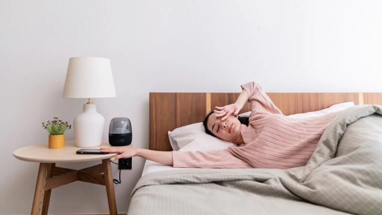 5 عادات نوم سيئة قد تُسرّع شيخوخة الدماغ!