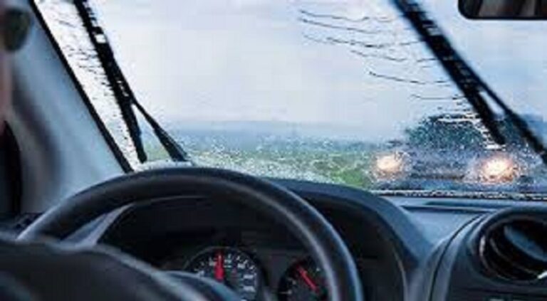 “الأشغال” للسائقين: للقيادة بحذر