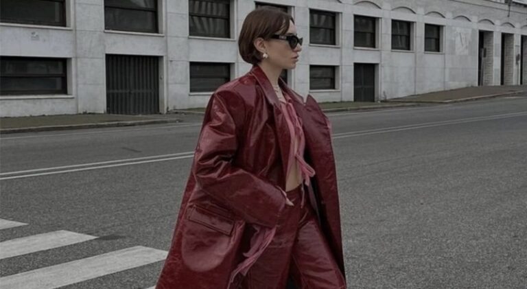 بالصور ـ البرغندي لون الجمال لشتاء 2025!