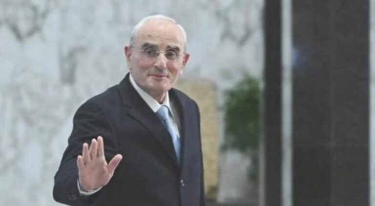 منسى يستقبل القائد الجديد لـ”اليونيفيل”: التمديد دون تعديل في المهام أولوية