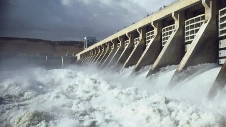 “إسرائيل” تخطط لضرب السد العالي لإغراق مصر؟