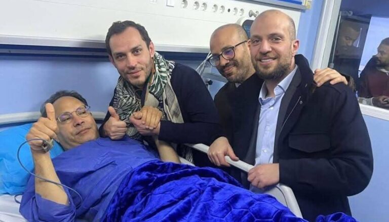 وزير الدولة الليبي في أول ظهور بعد محاولة اغتياله (صوَر)