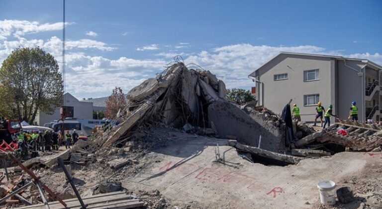 إنهيار مبنى في ألمانيا