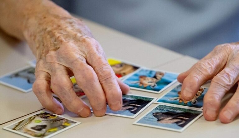 النسيان لدى كبار السن مرض أم شأن طبيعي؟