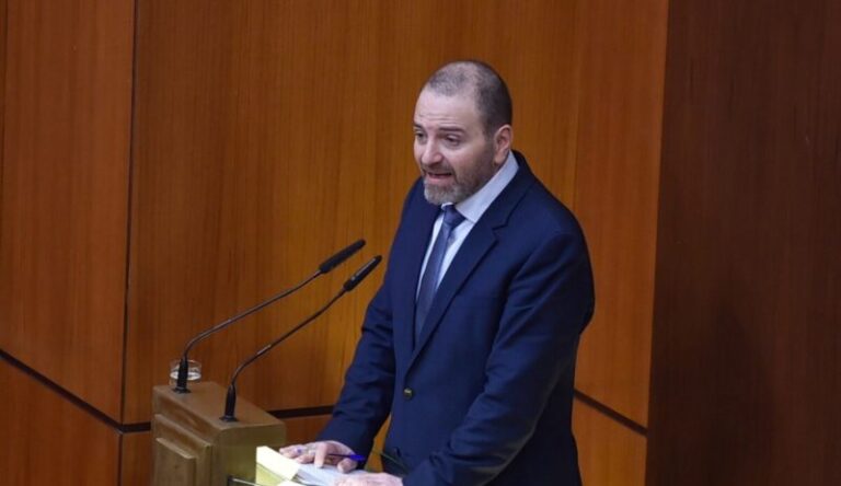 طوق يمنح الثقة: الحياد هو الحل